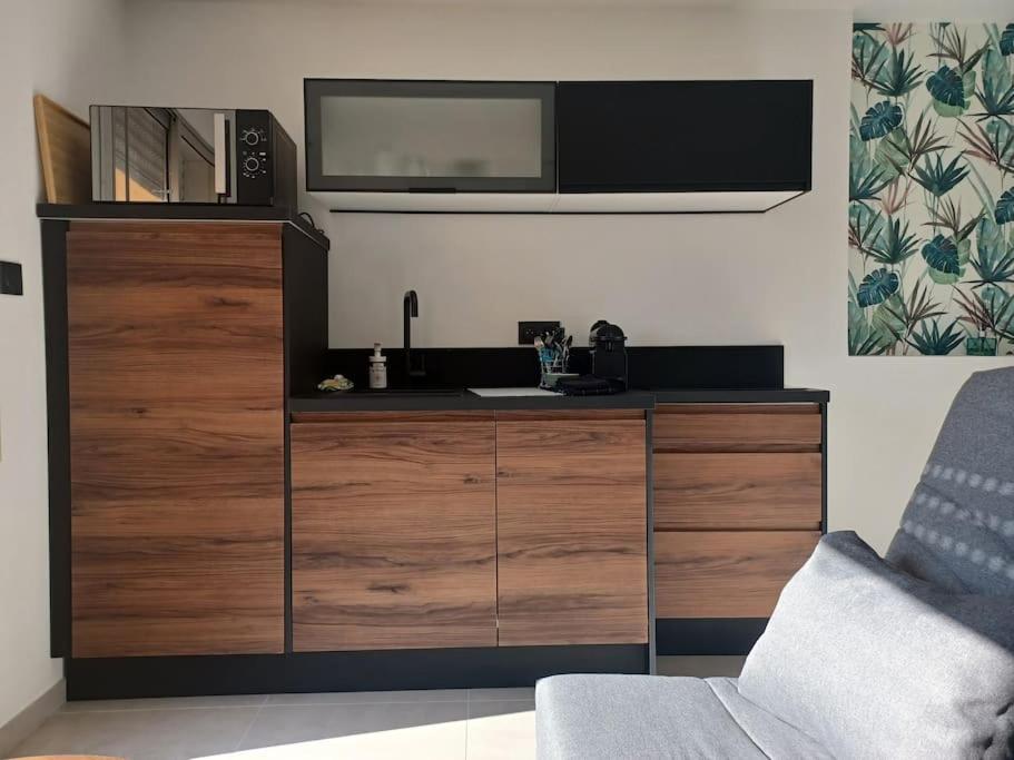 Cap'nomad Cote Port - Terrasse - Piscine - Parking Apartment *