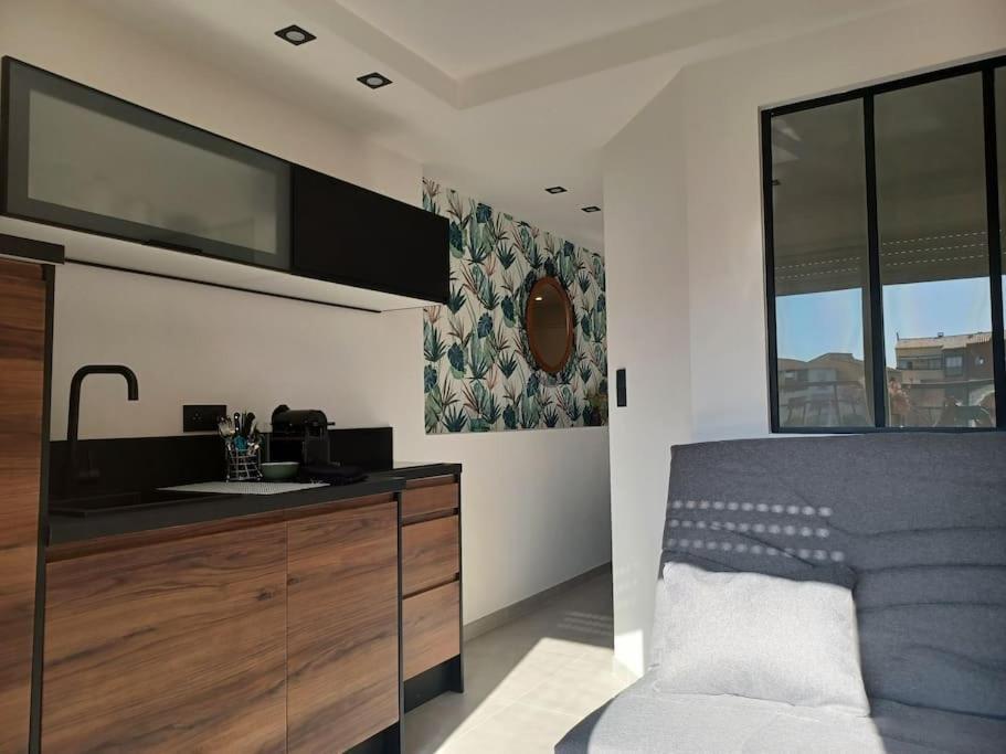 Cap'nomad Cote Port - Terrasse - Piscine - Parking Apartment *